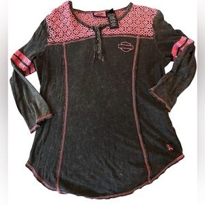 Harley-Davidson Black and Pink Graphic 3/4 Sleeve Blouse